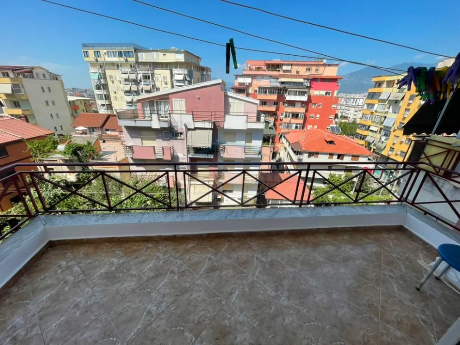 Shitet, Apartament 1+1, Kodra e Diellit, Tirane 0696069906