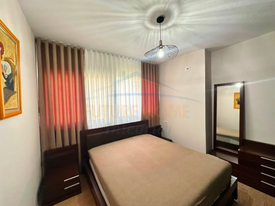 Tirane, shitet apartament 2+1 Kati 5, 66 m² 139.000 € (Porcelan)