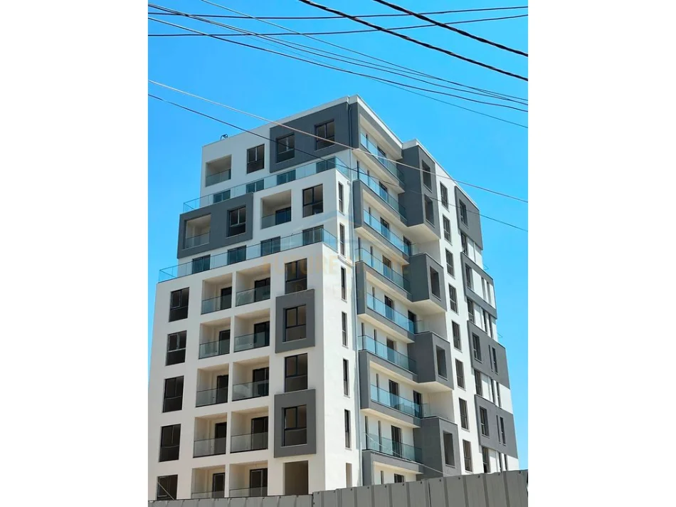 Tirane, shitet apartament 1+1+Ballkon Kati 9, 89 m² 141.776 € (Unaza e Re)