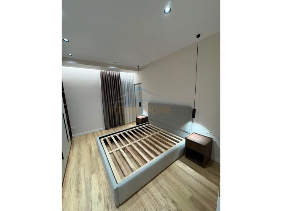 Tirane, shitet apartament 1+1+Ballkon Kati 7, 65 m² 125.000 € (UNAZA E RE)