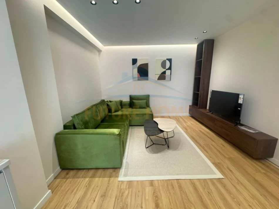 Tirane, shitet apartament 1+1 Kati 7, 65 m² 125.000 € 