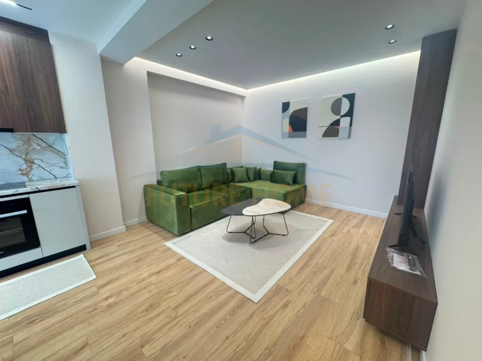 Shitet, Apartament 1+1,Unaza Re 0696069906