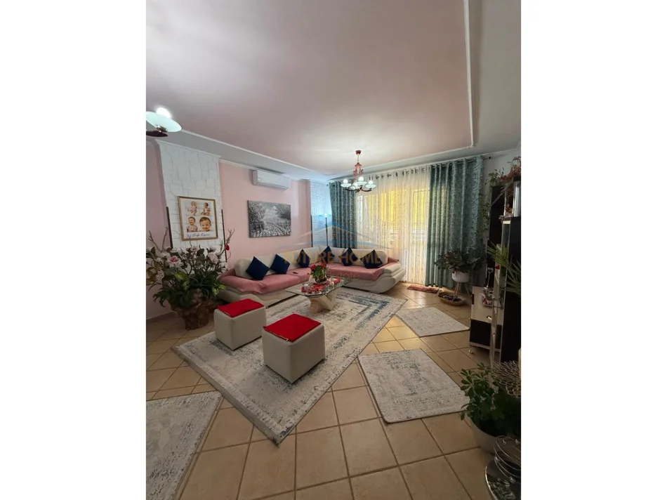 Shitet, Apartament 3+1+2, Rruga Sami Frasheri, Tirane 0696069906