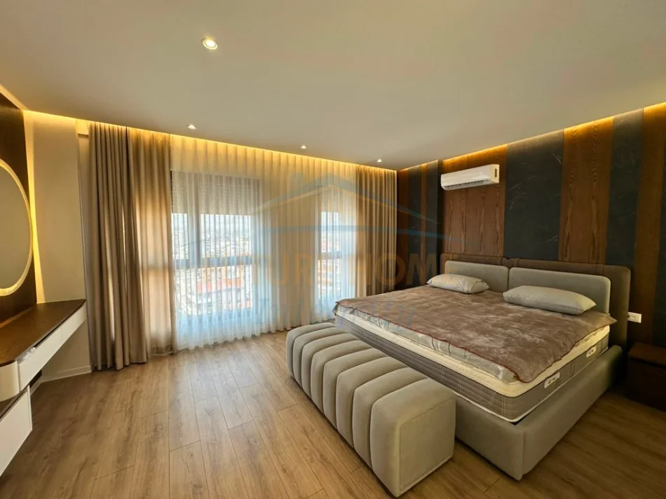 Tirane, jepet me qera apartament 2+1 Kati 7, (BULEVARDI I RI)
