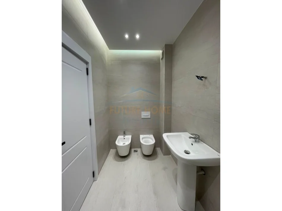 Tirane, shitet apartament 2+1 Kati 6, 100 m² 150.000 € (ALBULENA PASKUQAN)