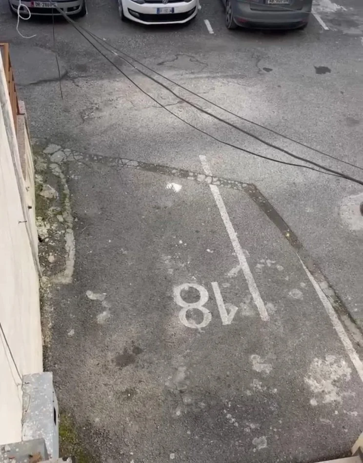 Durres, jepet me qera apartament 3+1+Ballkon Kati 1, (Flagship Center,Lagja 4)