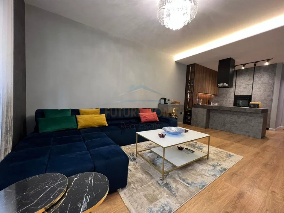 Tirane, shitet apartament 2+1+Aneks+Ballkon Kati 2, 124 m² 290.000 € (Liqeni i Thate)