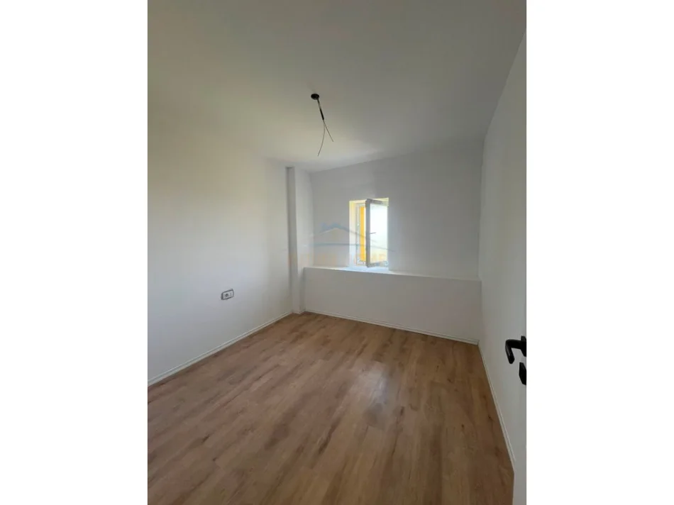 Shitet, Apartament 2+1, Rezidenca Lake Land, Farke 0696069906