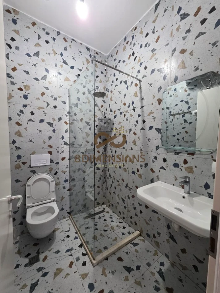 Tirane, jepet me qera apartament 1+1 Kati 5, 50 m² 40.000 leke (ali demi)