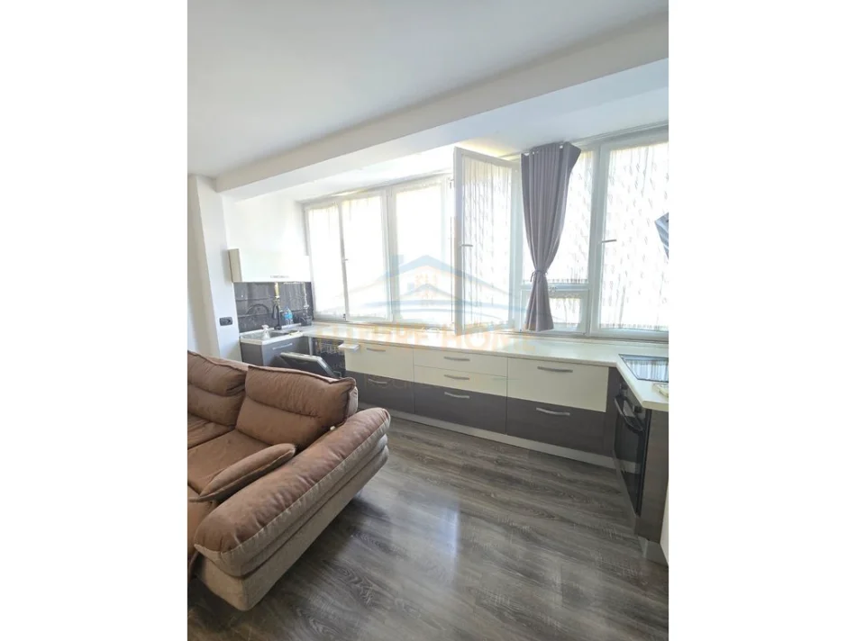 Tirane, shitet apartament 2+1 Kati 6, 90 m² 179.000 € (Fusha e Aviacionit)