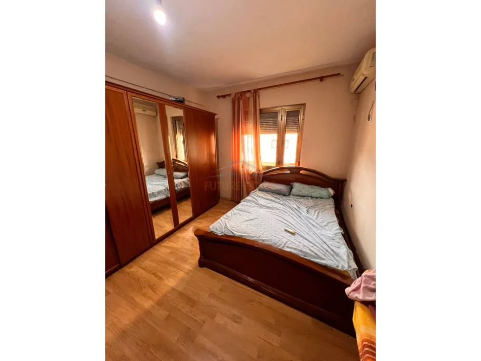 Tirane, shitet apartament 2+1 Kati 3, 70 m² 155.000 € (Rruga Karl Topia,Ambasada Amerikane)