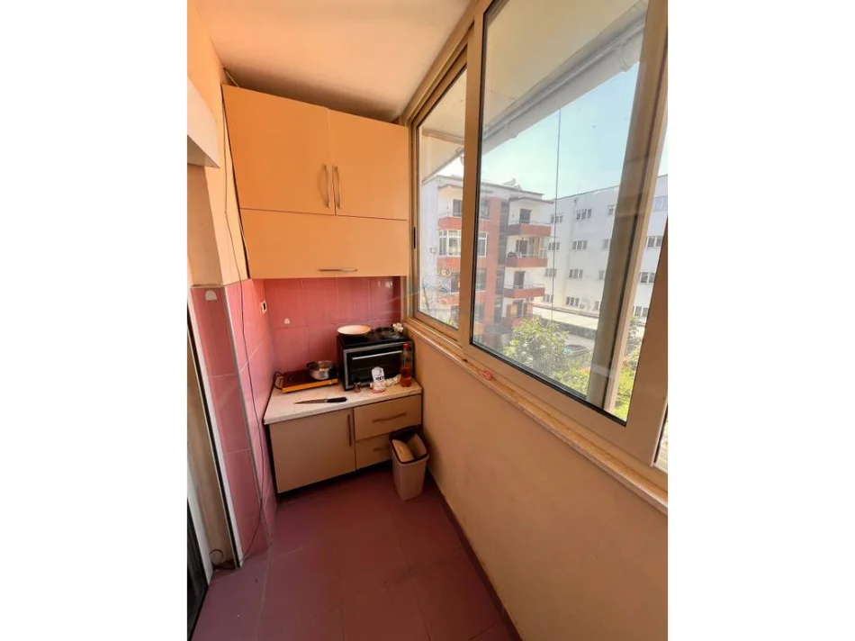 Tirane, shitet apartament 2+1 Kati 3, 70 m² 155.000 € (RRUGA E ELBASANIT)