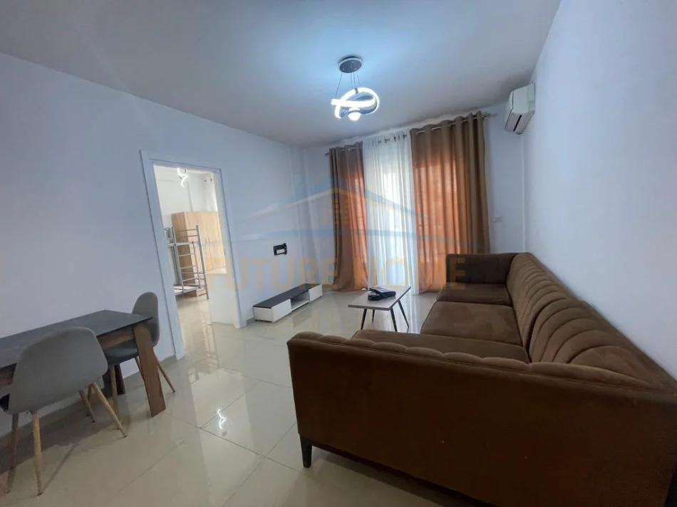 Tirane, shitet apartament 2+1 Kati 3, 84 m² 204.000 € (21 Dhjetori)