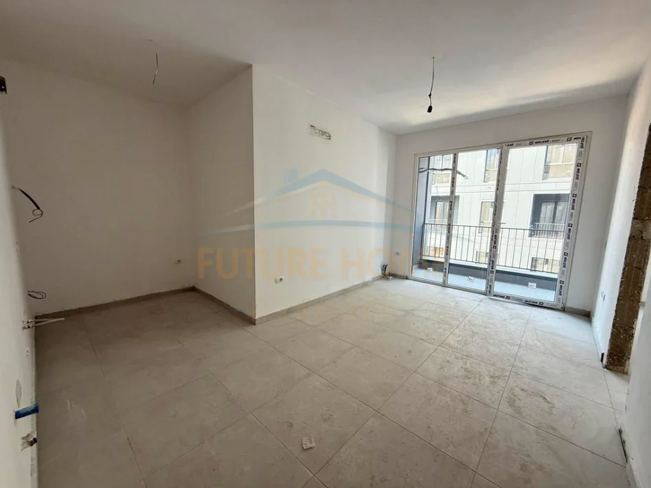 Tirane, shitet apartament 1+1+Aneks+Ballkon Kati 3, 56 m² 119.000 € (Ish Parku)