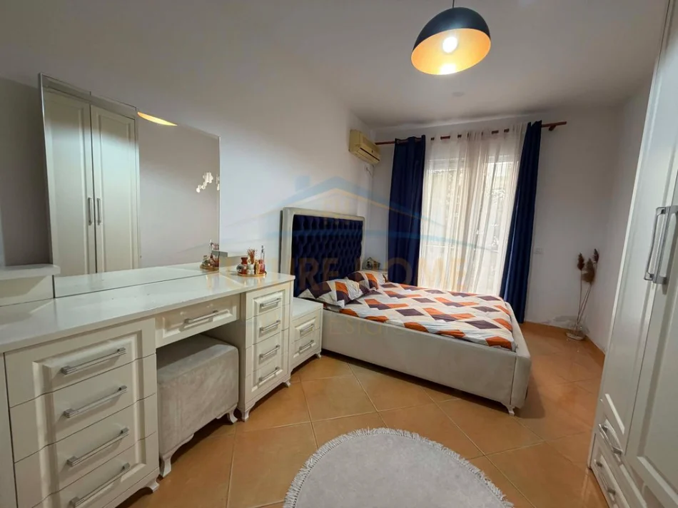Tirane, shes apartament 2+1+Ballkon Kati 1, 76 m² 135.000 € (astir)