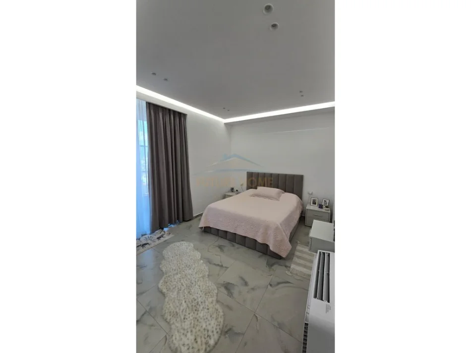 Tirane, shitet apartament 2+1+Aneks+Ballkon Kati 2, 109 m² 260.000 € (SAUK)