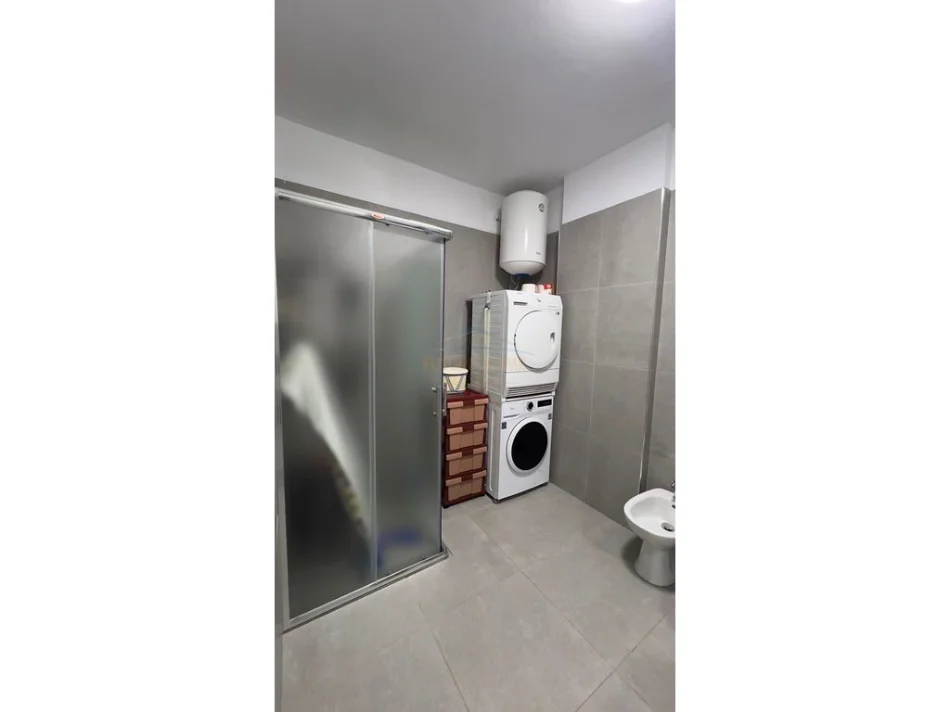 Tirane, shitet apartament 2+1 Kati 8, 104 m² 124.000 € 