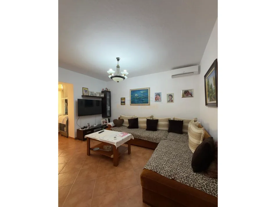Shitet, Apartament 2+1, Ali Demi, Tiranë 0696069906