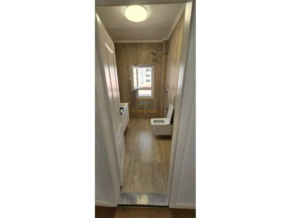 Tirane, shitet apartament 1+1 Kati 3, 59 m² 140.000 € (Rruga e Kavajes)