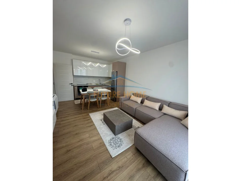 Tirane, jepet me qera apartament 2+1 Kati 5, 88 m² 550 € (paskuqan)