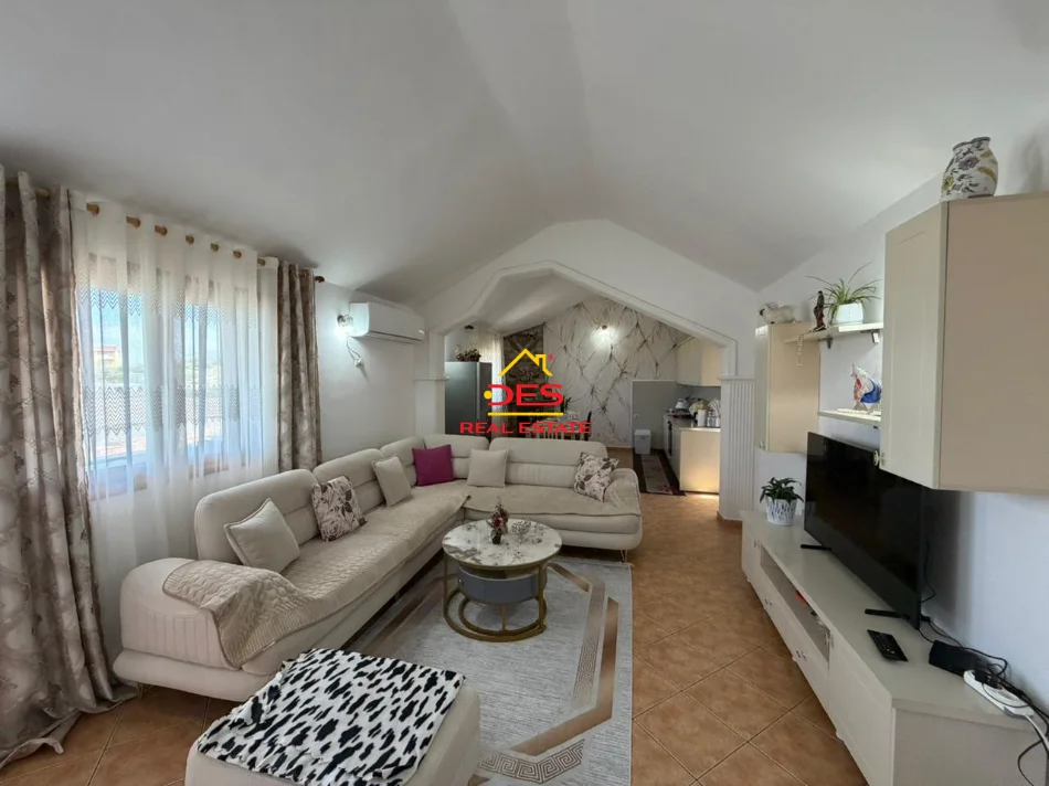 Radhime - Orikum, shitet Vile , 337 m² 400.000 € (Orikum)