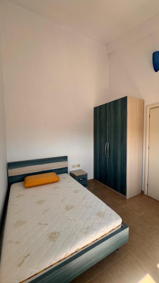 Tirane, jepet me qera apartament 2+1 Kati 4, 100 m² 650 € (Rezidenca Kodra e Diellit 1)