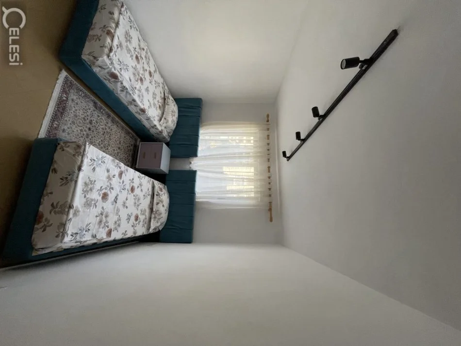 Shqiperi, jepet me qera apartament 2+1+Ballkon Kati 4, 83 m² 750 € (QENDER)