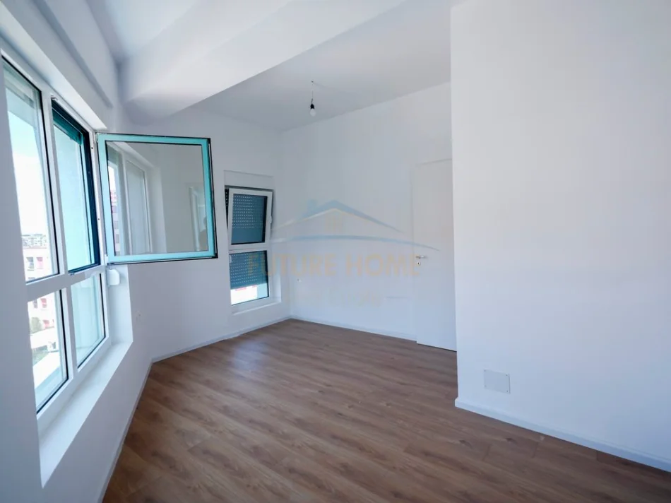 Tirane, shitet apartament 1+1+Ballkon Kati 5, 64 m² 96.000 € (ALI DEMI KOMPLEKSI KAIMI)