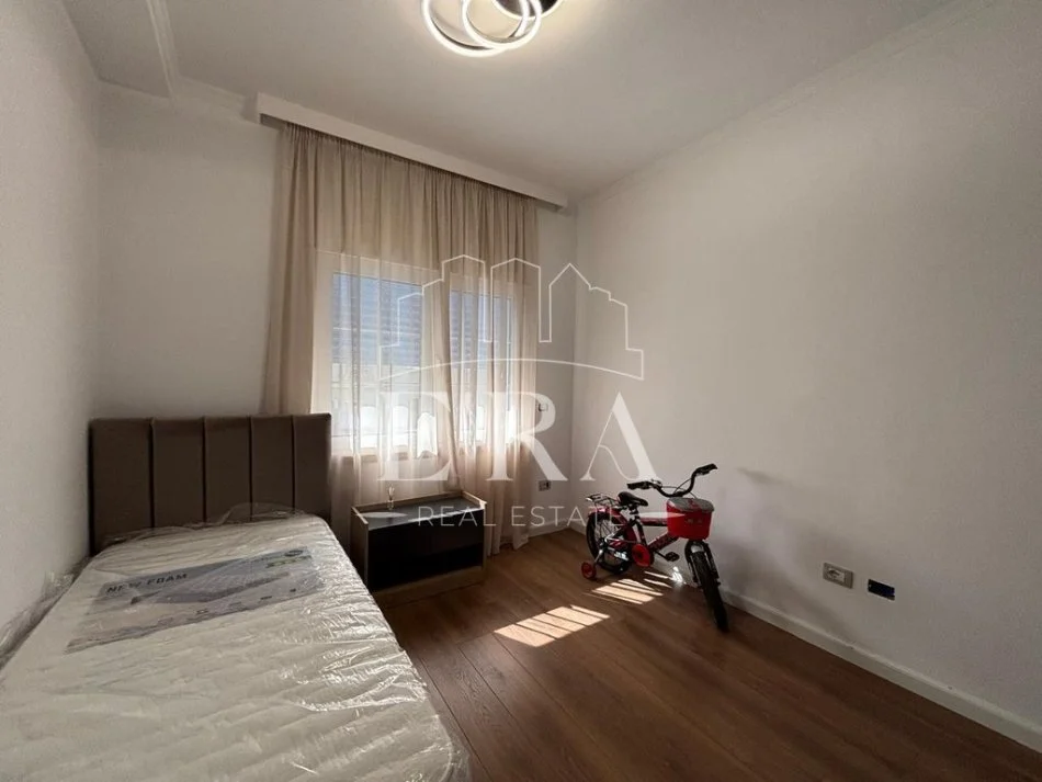 Durres, jepet me qera apartament 2+1 Kati 3, 70 m² 520 € (Drejtoria Rajonale Tatimore)