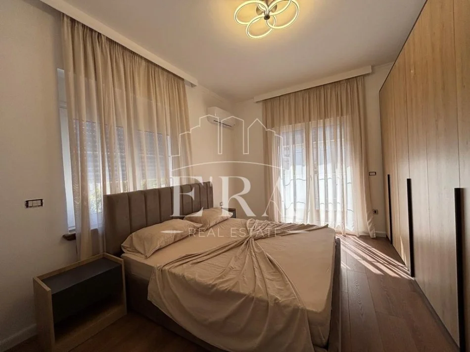 Durres, jepet me qera apartament 2+1 Kati 3, 70 m² 520 € (Drejtoria Rajonale Tatimore)