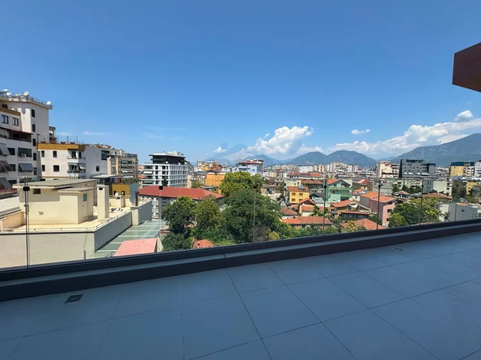 Tirane, Qera AmbIent per Zyra,  Kati 6, 91 m² 2.500 € (Rruga e Kavajes, Galeria Roma)