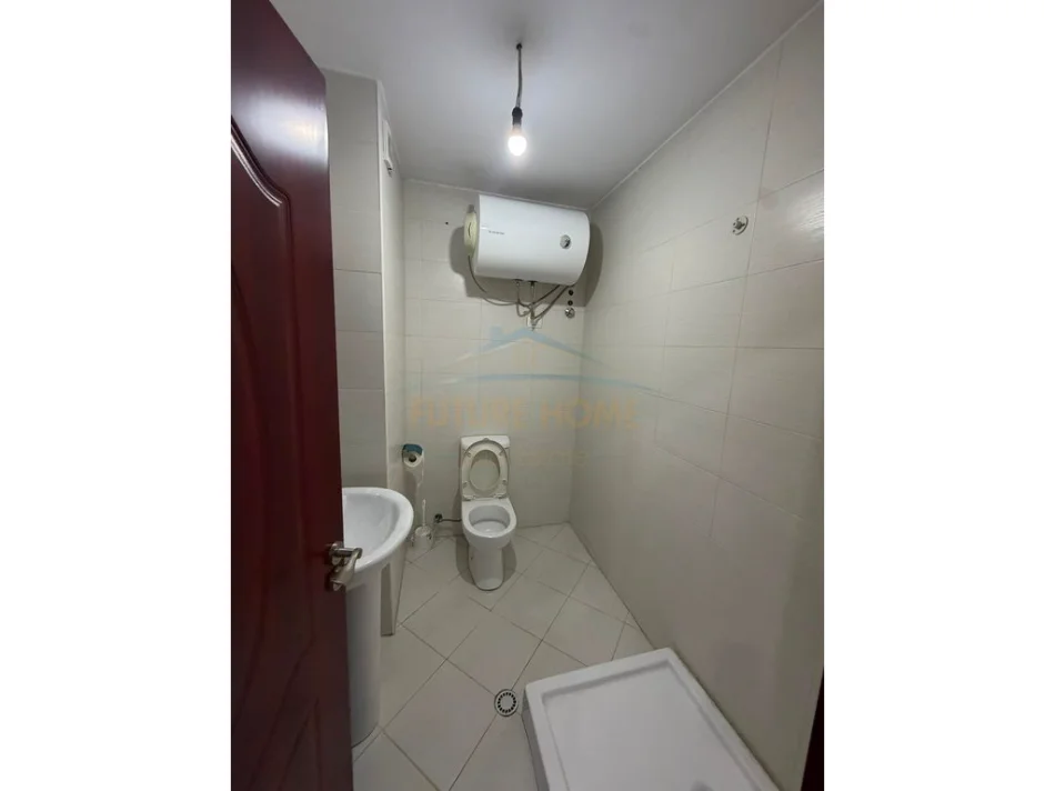 Qera, Apartament 2+1+2, Unaza e Re, Tiranë. 0696069906