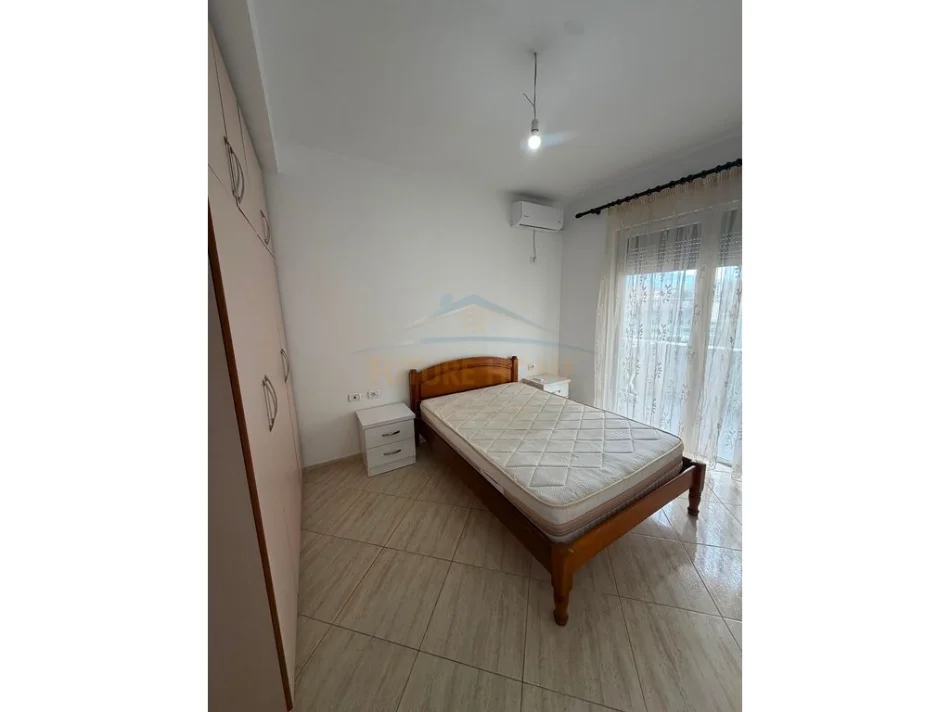 Qera, Apartament 2+1+2, Unaza e Re, Tiranë. 0696069906
