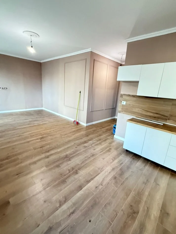 Durres, shitet apartament 1+1+Ballkon Kati 2, 81 m² 75.000 € 