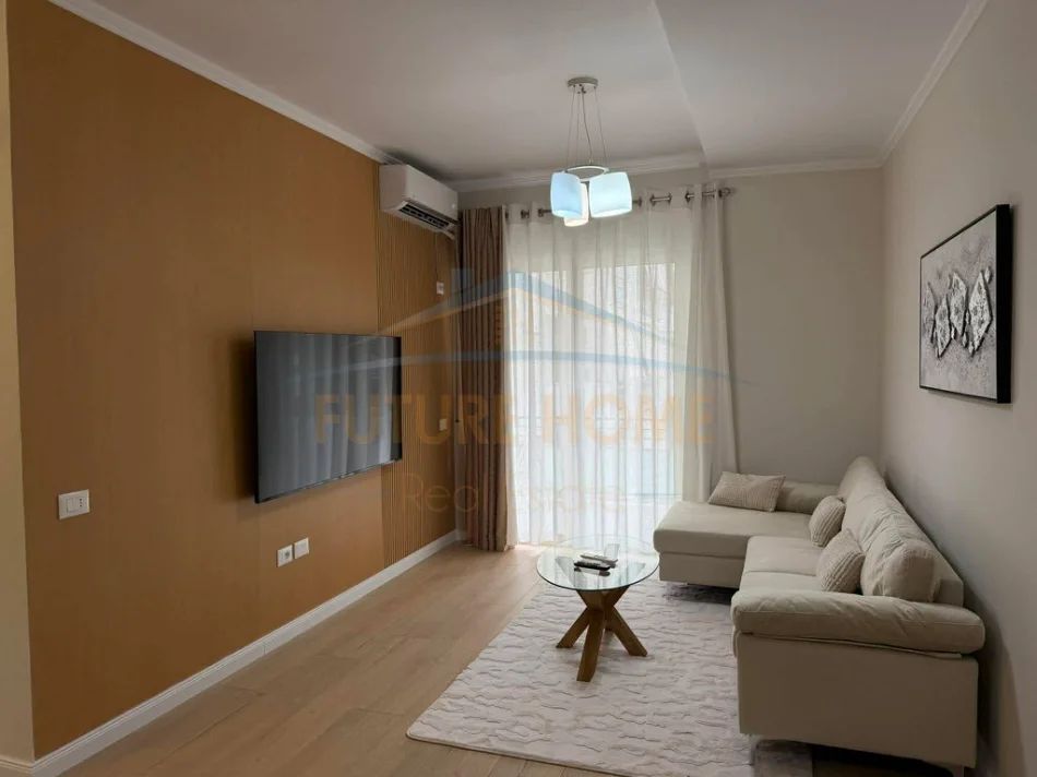 Tirane, shitet apartament 1+1 Kati 2, 58 m² 142.000 € (Golden Park 3 ,Amerikan 3)