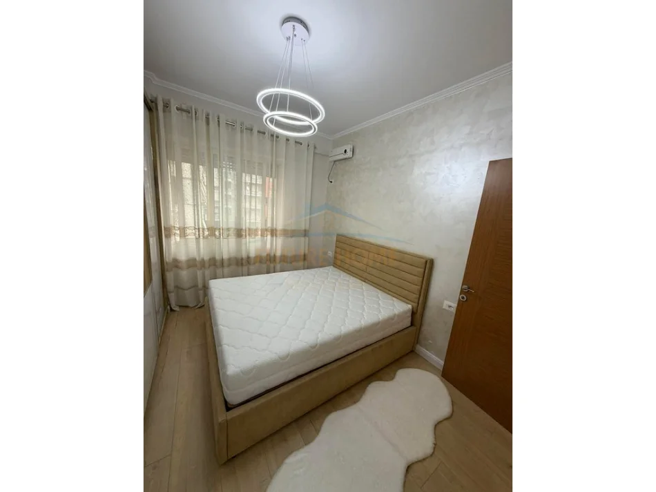 Tirane, shitet apartament 1+1 Kati 2, 58 m² 142.000 € (Golden Park 3 ,Amerikan 3)