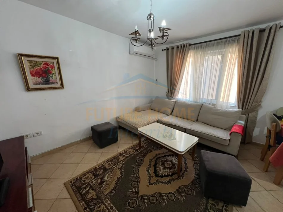 Qera, Apartament 2+1, Shkolla e Baletit, Tiranë. 0696069906