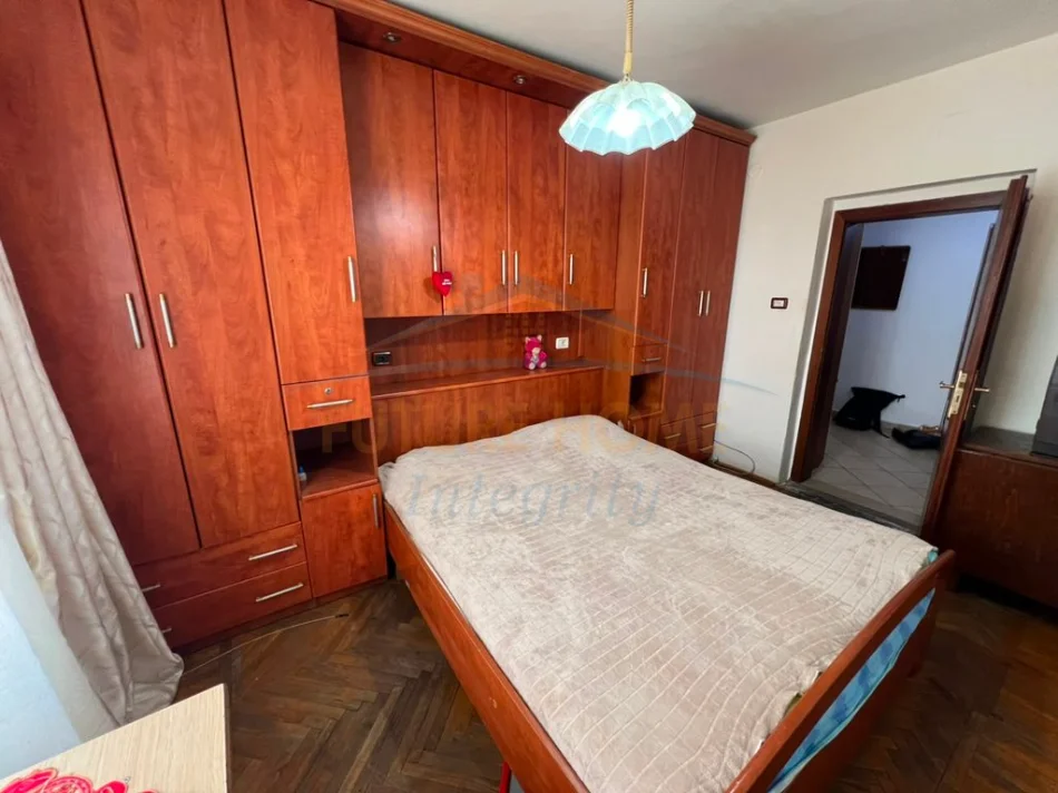 Qera, Apartament 2+1, Shkolla e Baletit, Tiranë. 0696069906