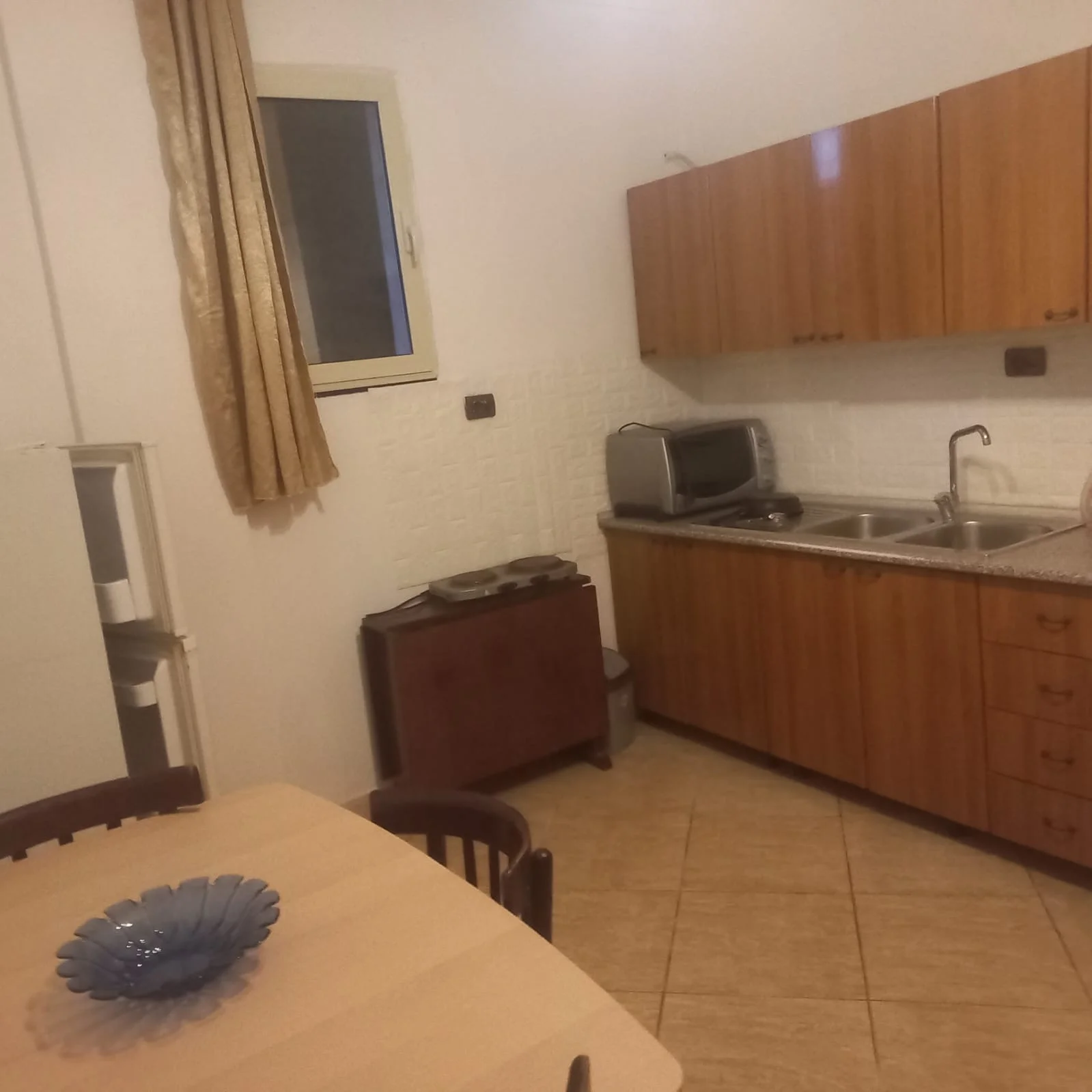 Jepet me Qera 1+1 Mobiluar Amerikan 3