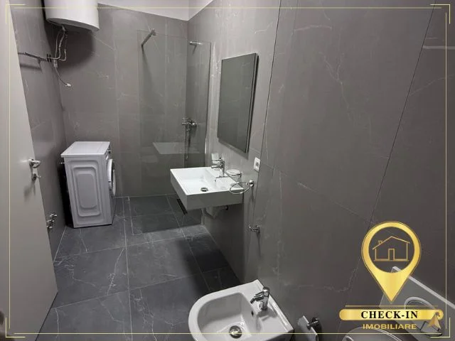 Tirane, jepet me qera apartament 1+1+Aneks+Ballkon Kati 2, 70 m² 520 € (Rruga 5 Maji)