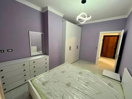 Tirane, shitet apartament 1+1+Ballkon Kati 2, 66 m² 132.000 € (rruga 5 maji)
