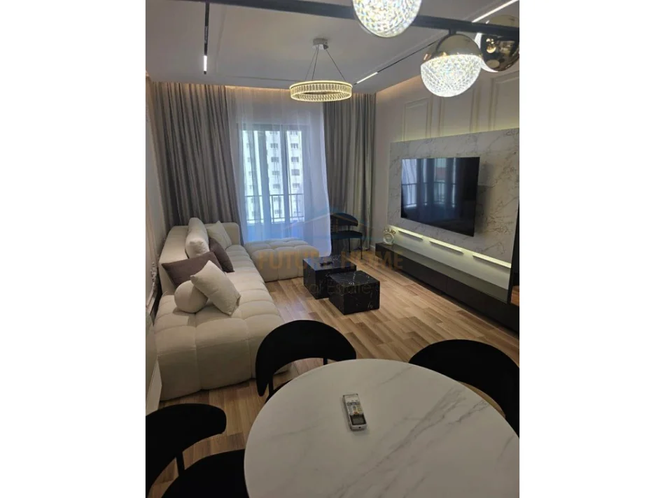 Tirane, jepet me qera apartament 2+1 Kati 7, 117 m² 1.100 € (Oasis Residence)