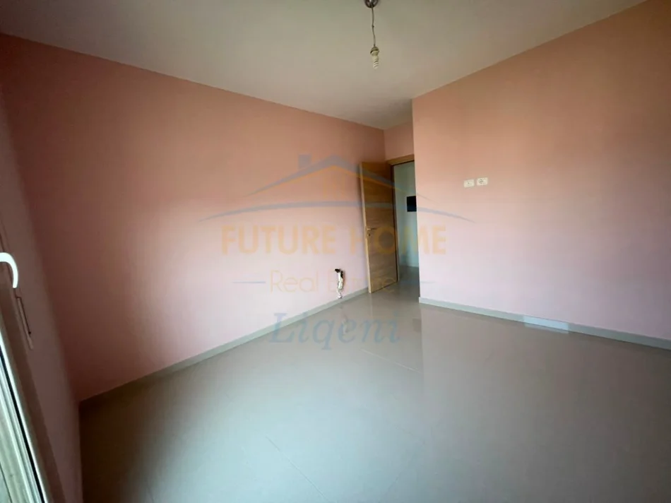 Qera, Apartament 2+1+2, Liqeni Thatë, Tiranë. 0696069906