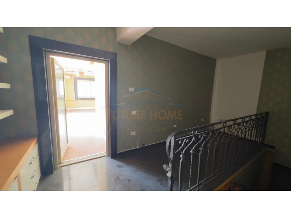 Tirane, shitet apartament 3+1+Ballkon Kati 6, 145 m² 430.000 € 