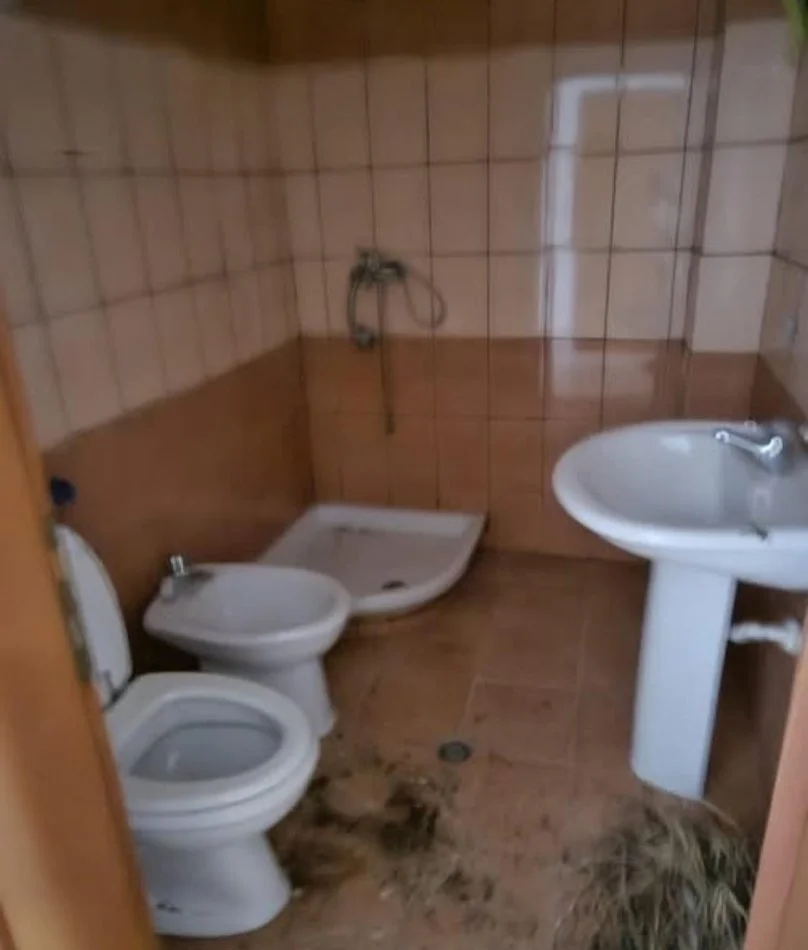 Durres, shes apartament 1+1 Kati 5, 55.000 € (Hotel Adriatik,Plazh)