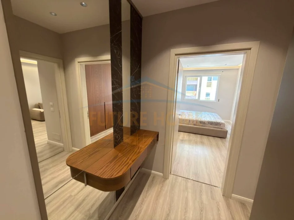 Tirane, jepet me qera apartament 1+1 Kati 6, 77 m² 600 € (RRUGA DRITAN HOXHA)