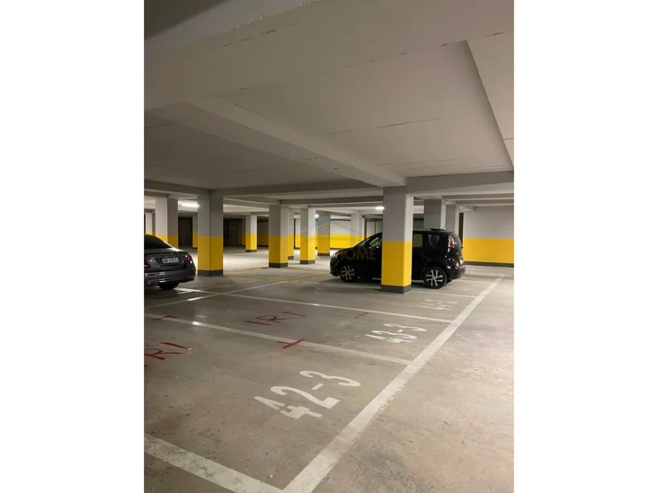 Tirane, jepet me qera apartament 1+1 Kati 4, 75 m² 600 € (STACIONI I TRENIT)