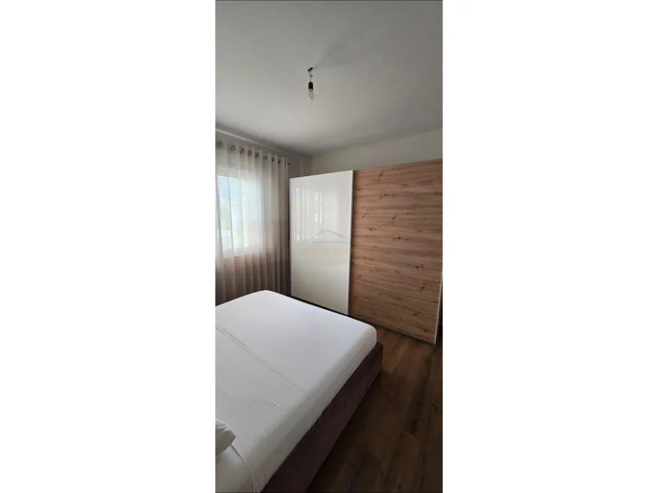 Qera, Vile 1-kateshe, Allias, Tirane 0696069906