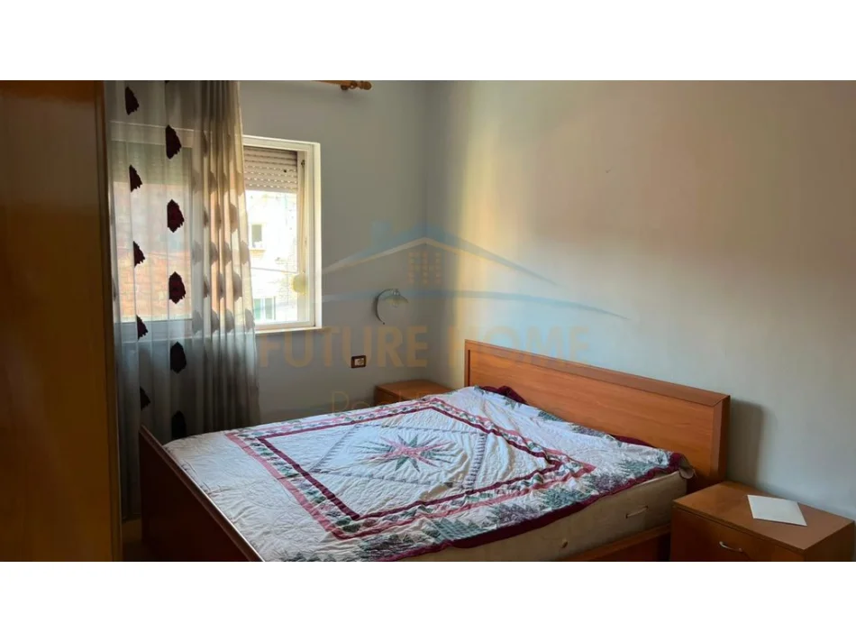Tirane, shitet apartament 2+1 Kati 3, 80 m² 150.000 € (FERI XHAJKO)