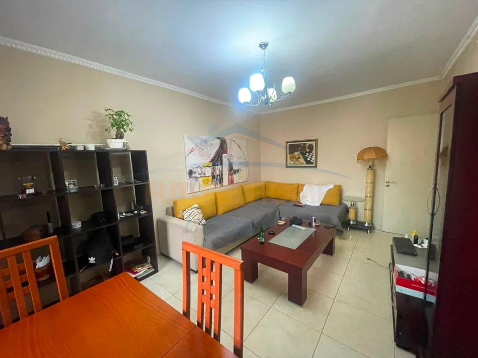 Tirane, shitet apartament 1+1 Kati 5, 66 m² 115.000 € (Myslym Shyri, Tiranë)